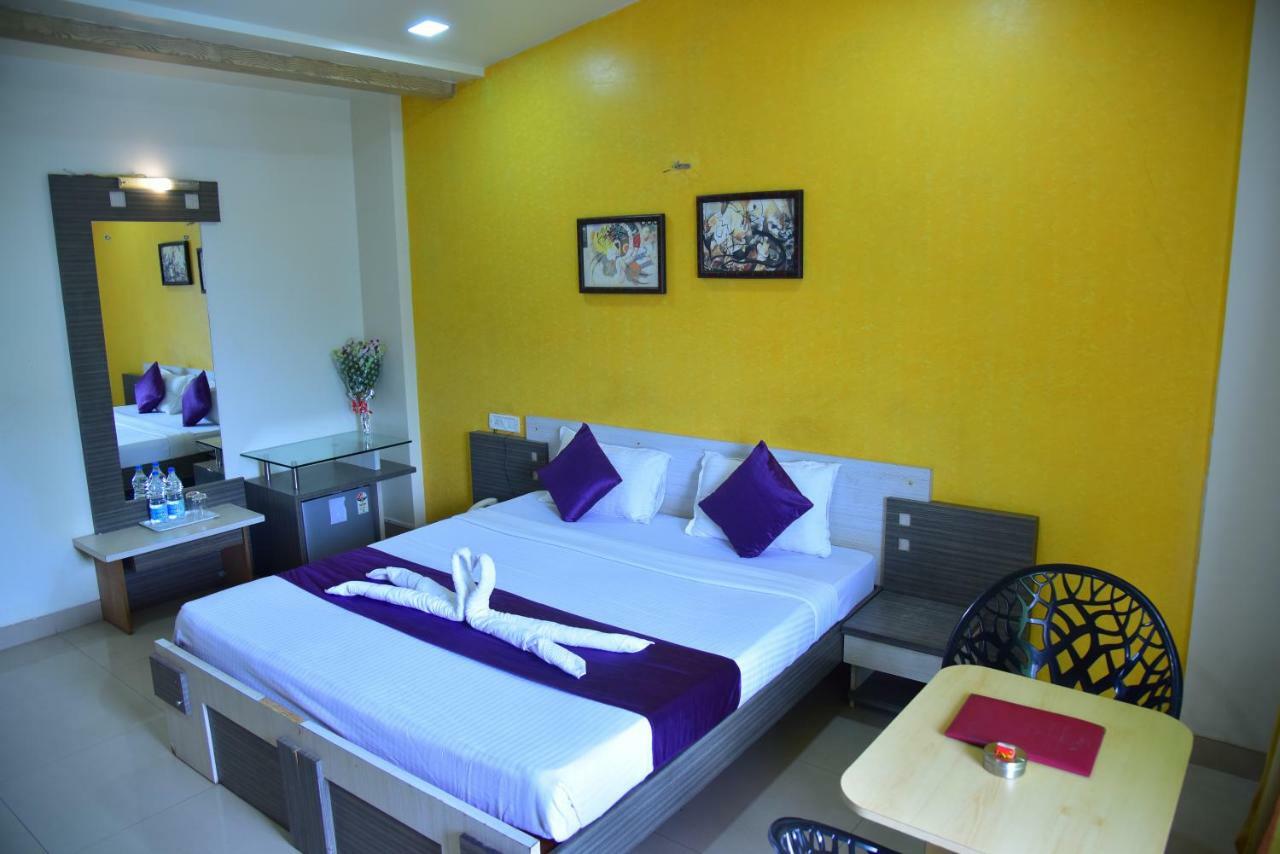 Palette - Spring Hills Resort Pirangut Dış mekan fotoğraf